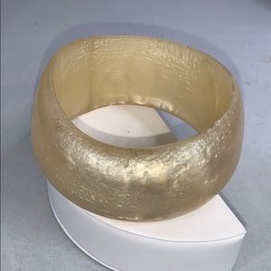 Vintage Lucite bangle bracelet